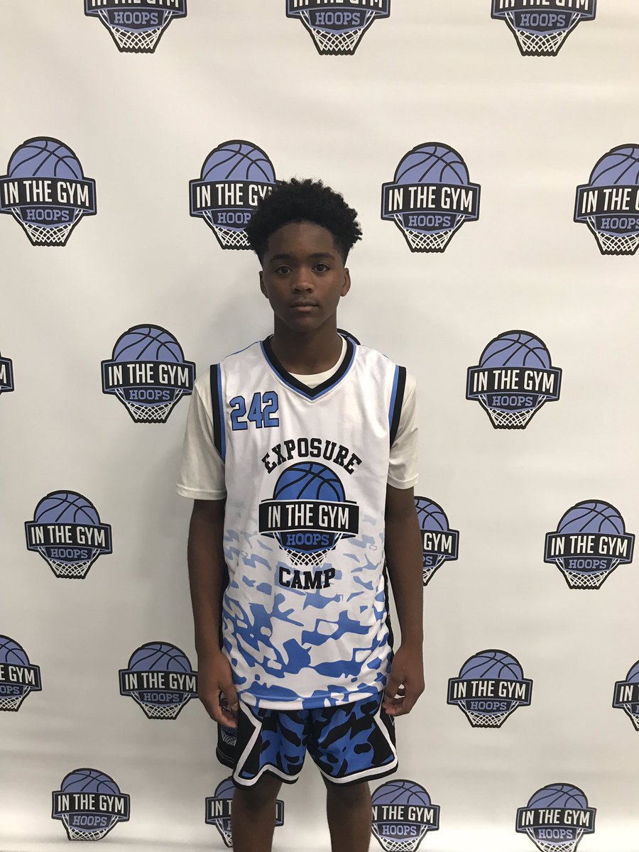 inthegymhoops_'s tweet photo. 2024 G Emersen Davis is a strong lefty that was very effective at penetrating and showed excellent vision to set up others! Not afraid of a defensive challenge! #InTheGymHoopsShowcase https://t.co/IjwjLjFUdJ