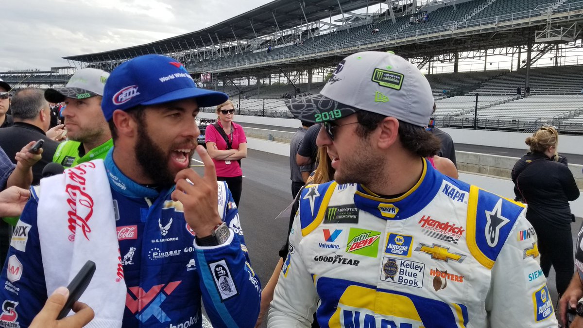 MattWeaverRA's tweet photo. Chase congratulates Bubba on his run and also to apologize for what happened on pit road, even though he wasn't totally sure how that happened.
He was happy for Bubba though. https://t.co/Yc95l8h3P1