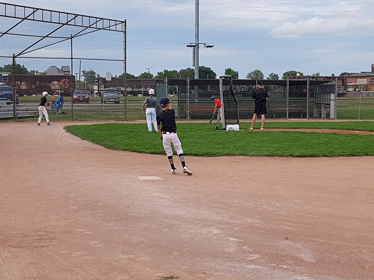LDBAbaseball's tweet photo. Peewee All Star practice @StThomas_Cards New York Central Ball Park. All stars getting ready for Newmarket and the all star tournament next weekend. https://t.co/BeBRMlLSMI