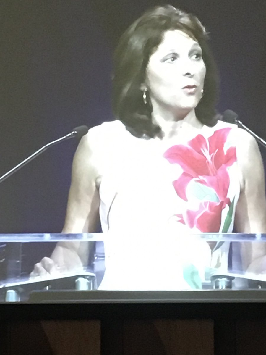 #SHSMD president Rose Glenn from # Michigan Medicine welcomes 1900 strategy professionals to #SHSMD19 in Nashville