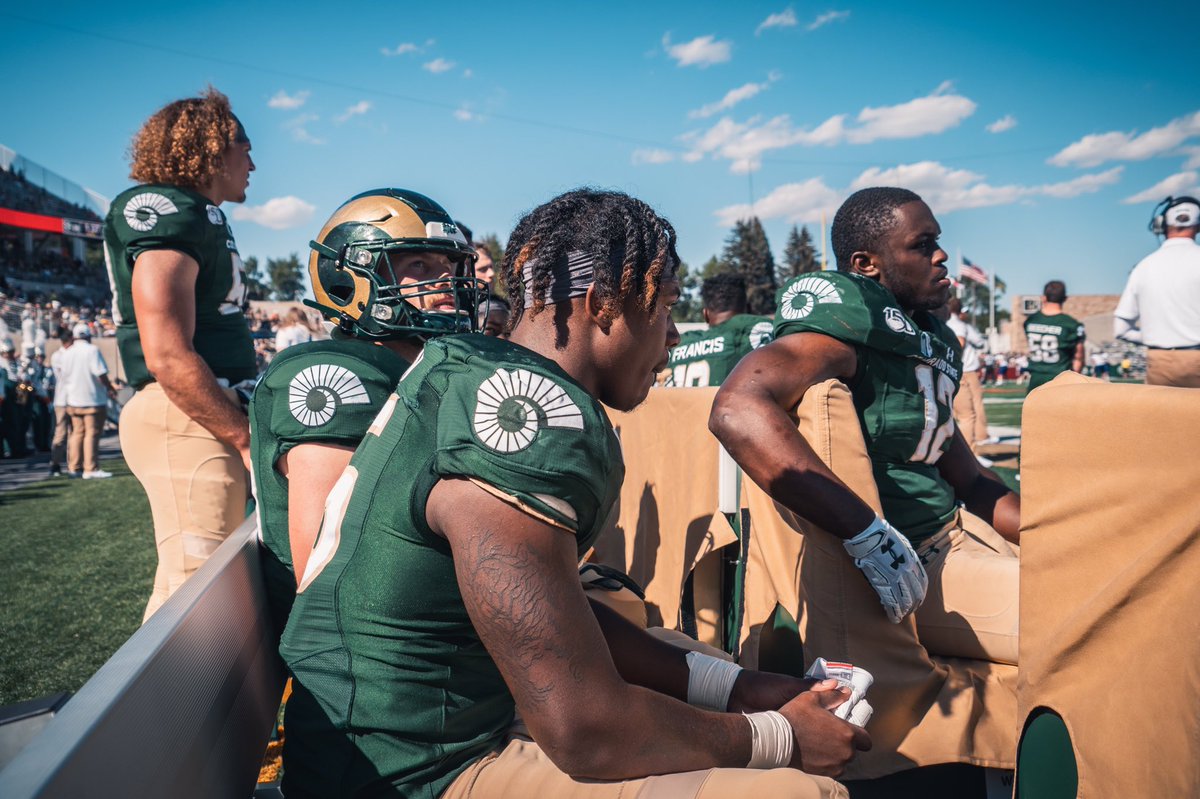 Our first home game in Canvas was a blast! Thank you to all the recruits and their families that spent their Saturday with us! 

Let’s do it again in 2 weeks vs Toledo! 
📸@Mptuck99