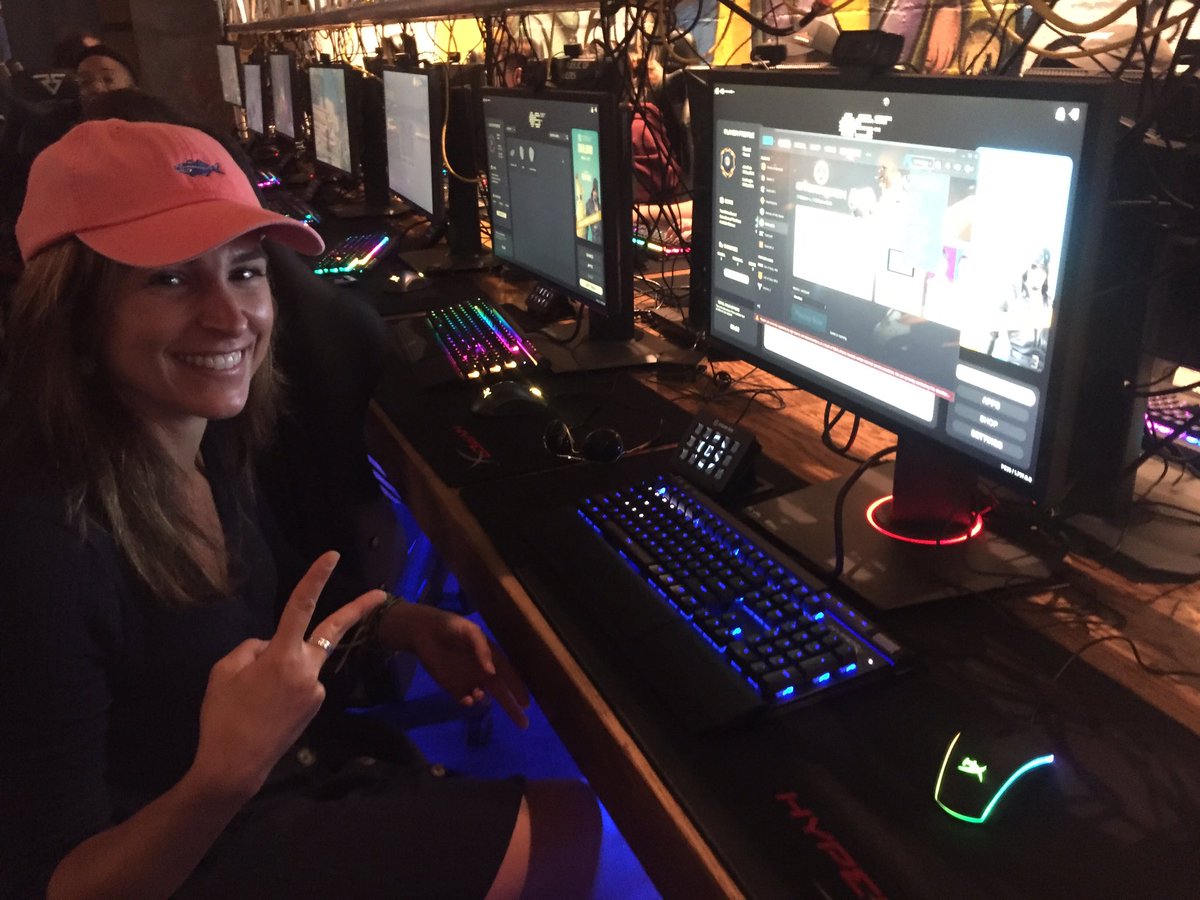 char_bence's tweet photo. cheeky first #overwatch tourney πππ.... managed to come 3rd #dpskweeeeen @OS_NewYork #charkattack https://t.co/dcOgmrbf8g