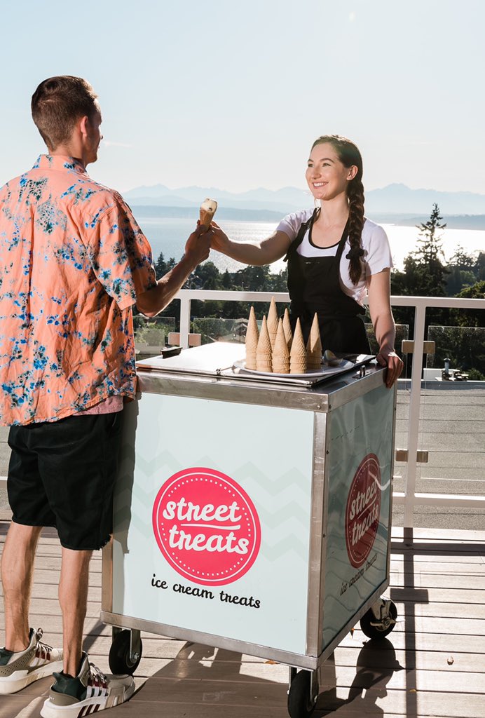 StreetTreatsWa's tweet photo. Our ice cream cart is the perfect addition to any occasion! Photo by @rebeccaellison #seattlecatering #seattlesweets https://t.co/P26ZiBrrnh