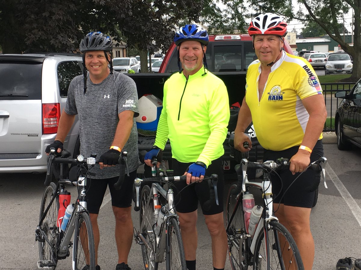TGrubb36's tweet image. 100 miles today with  Mattingly @bluestreakwr  and Francis @brianfrancis877   Great day on our bikes.