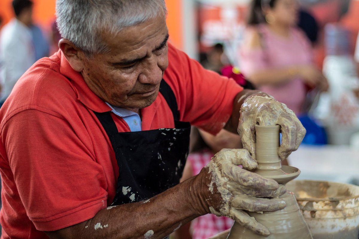 Expohuila1's tweet photo. Recorrido por las artesanías presentes en #Expohuila2019. Quedan pocas horas, ven aún estás a tiempo 😀 @CCNeiva @ArielRinconM https://t.co/ShyMDsdA6Z