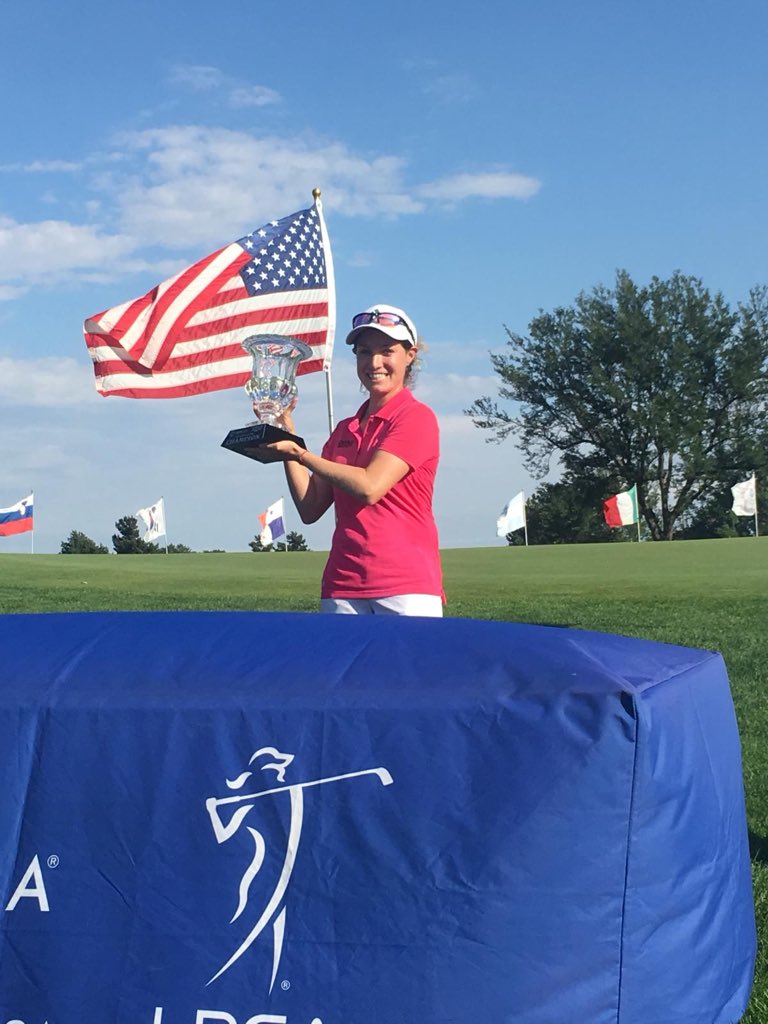 FELICIDADES <a href="/alellaneza/">Alejandra Llaneza</a> !!! Después dos hoyos de desempate lograste tu segundo triunfo en @ROAD2LPGA !! El golf profesional nos sigue dando muchas satisfacciones! Vamos 🇲🇽