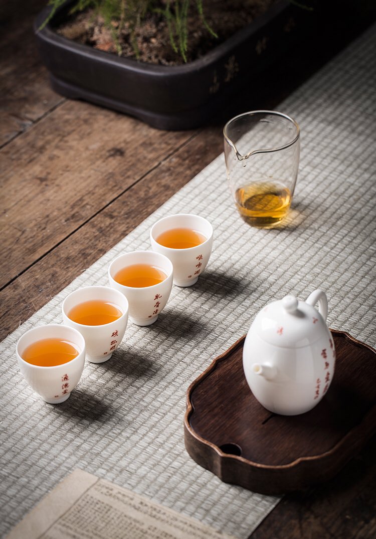 morimatea's tweet photo. Paint the fantastic time all your life. Leave an everlasting memory.
.
.
.
#teatray #chaxi #teatable #teatower #lifestyle #monday #autumn #wonderfully #dahongpao #yancha #oolongtea #wuyishan #teacup #teapot #ceramics #lovetea #woodentray #gongdaobei #teasoup #amber #morimatea https://t.co/WzHuRRgame