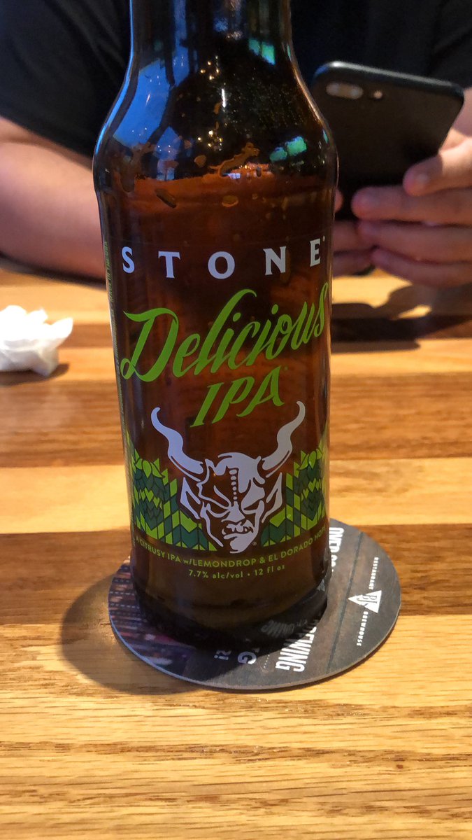 danikomo13's tweet photo. Discovered a new gluten reduced beer! In about 60 minutes I should know if it was a good choice.... #gfproblems #lifeofaceliac #justwantabeer https://t.co/aJ2JwvV9IV