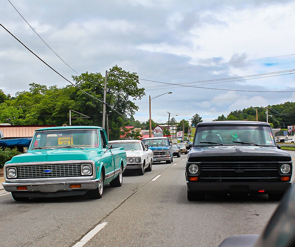QA1Motorsports's tweet photo. We've had one amazing summer cruising with fellow enthusiasts. What was your favorite #goDRIVEit moment so far this year?
#goDRIVEit #hotrodpowertour2019 #hrpt #fordf100 #chevyc10 #chevyelcamino #c10nation #roadtrip #labordayweekend #summer2019 #protouring #restomod https://t.co/mQIOaYQQll