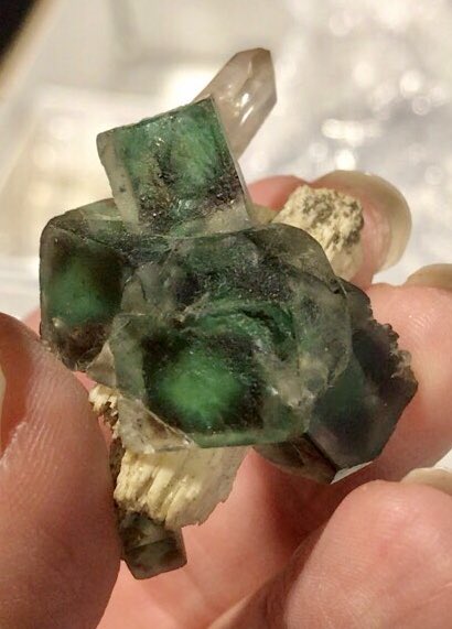 エイリアンアイフローライト Alien-eye' Fluorite from Namibia