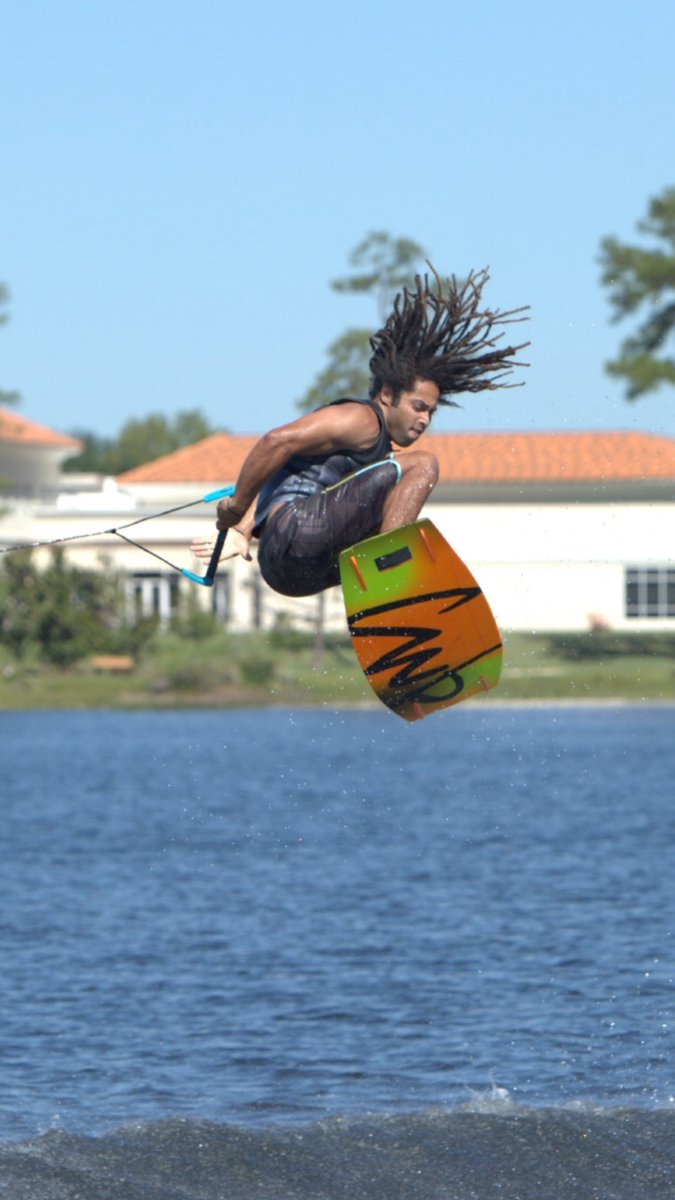 Flying into the weekend!! <a href="/JoshPalma/">Josh Palma</a> #alwaysridedry
