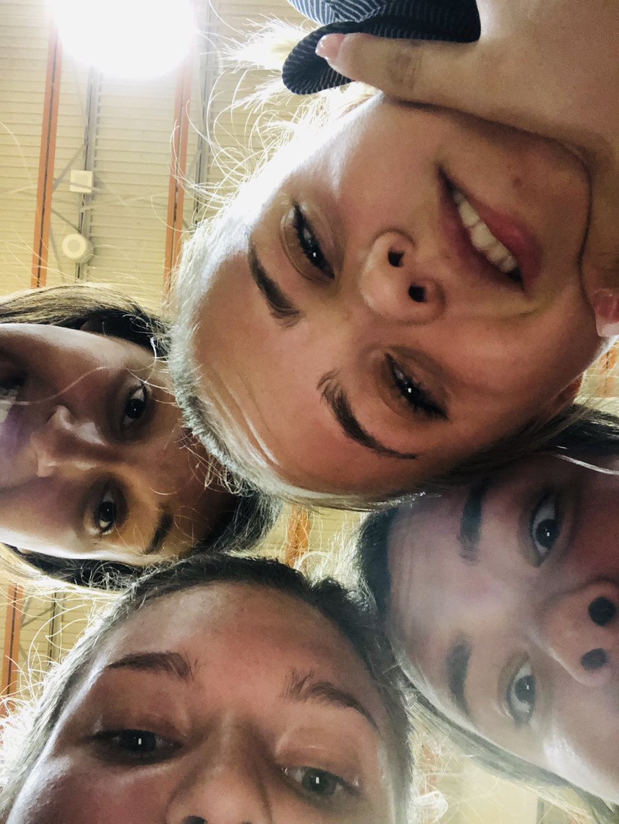 AlvinJacketVB's tweet photo. 🐝🖤J A C K E T S WIN 🏐 Outlast Barbers Hill to improve to 12-8 with one more home game before district 🧡 #committed #JacketFight #JacketPride #thisisadifferentpicture #dontsetyourphonedownatpractice https://t.co/6KmYpyK1LL
