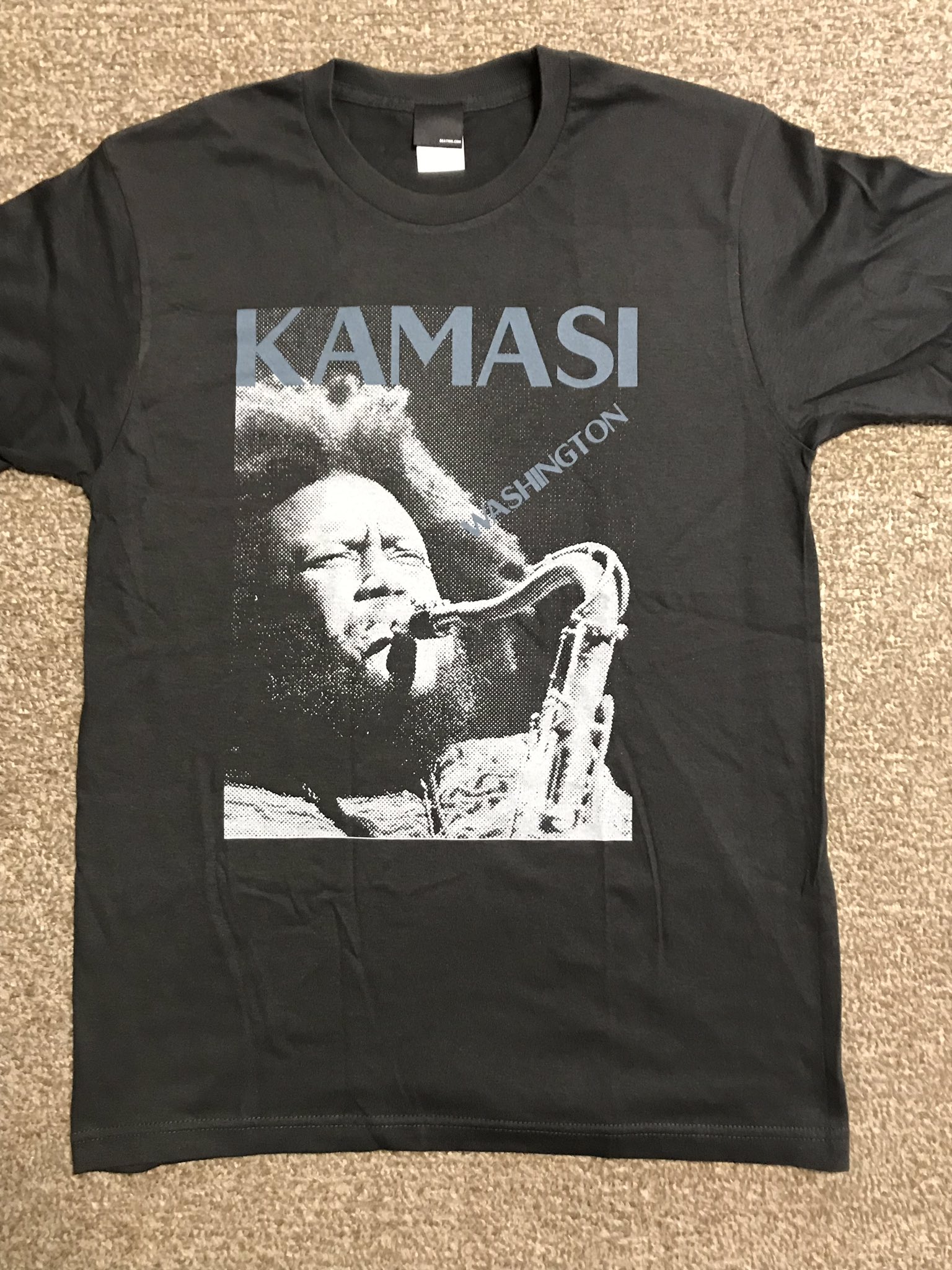 Kamasi Washington カマシ・ワシントン　Tシャツ Ｌ Kamasi Washington カマシワシントン Tシャツ サイズL - メルカリ