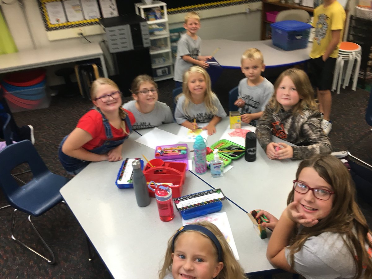 Today we got to meet our learning buddies from @MsJoslinsClass ! They helped us learn where our den classroom was and then we learned about each other with a fun drawing activity! <a href="/SLCSBrummer/">Brummer Elementary</a>