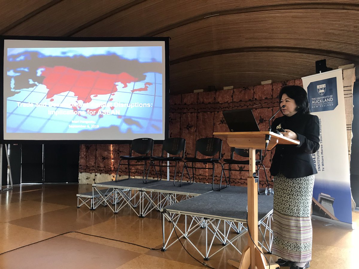StephHoneyTrade's tweet photo. At #ATEPS, @Mari_Pangestu talking about “new normal”, #disruption and strategies for ec development for #ASEAN: how can dvlpg countries best tap into services, innovation & tech opportunities? Maturation in manufacturing #GVCs means services trade is key @PolicyAuckland https://t.co/M8mjz7wYMv