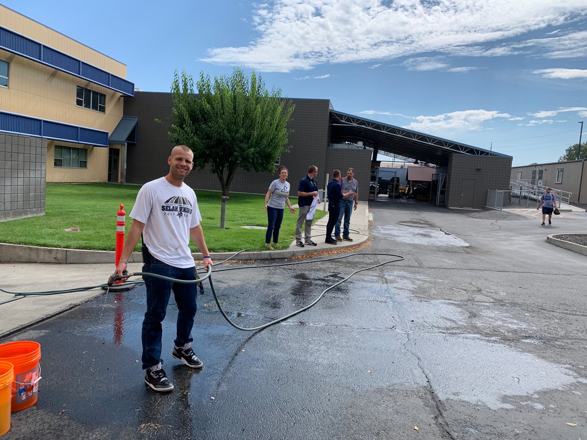 Shane Backlund tweet media