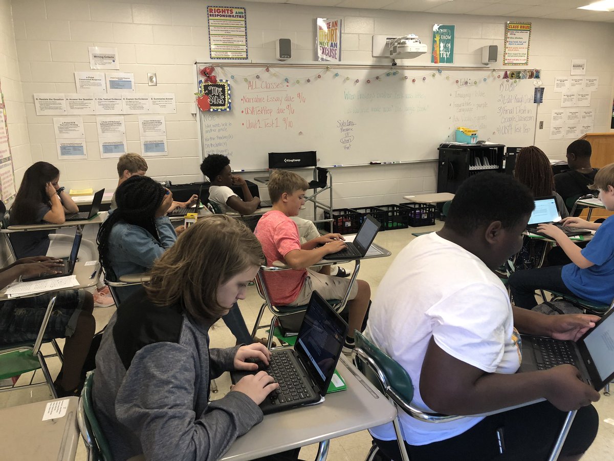 MrsSandsELA's tweet photo. This week we have been working hard on Narrative Writing!! #lcmscougarstrong https://t.co/8Sb2spa6WH