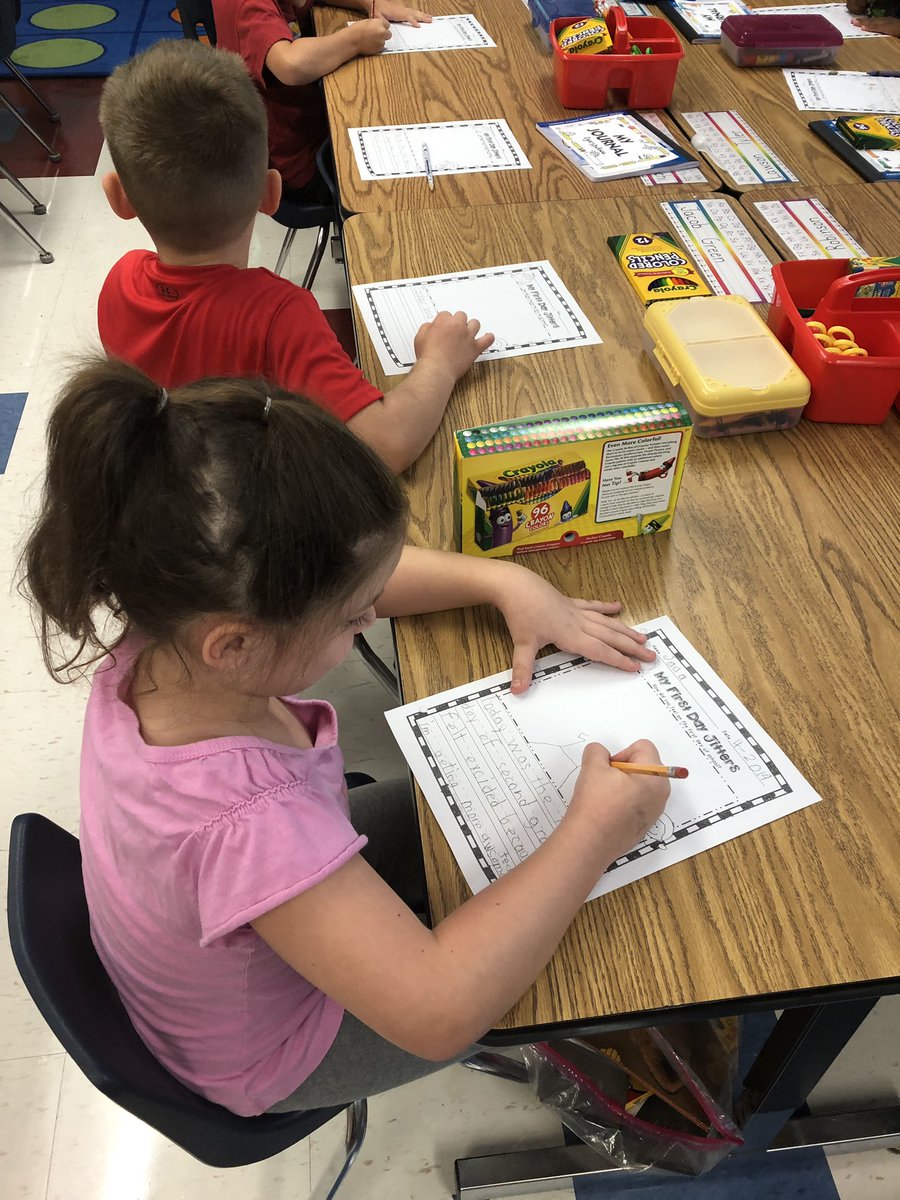 Pengberg121's tweet photo. We had a great first week in 2nd grade! @Grandview_Elem #csd_allmeansall https://t.co/ylO9hFpLja