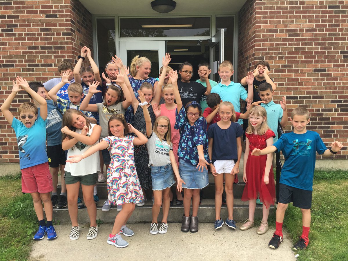 We can tell these kids are going to make it awesome! #viviansalmon1920