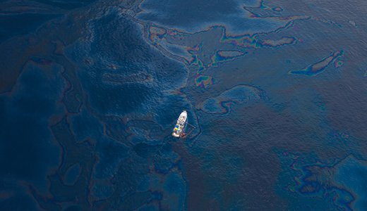 OurOcean's tweet photo. Until tangible and long-term protections are put in place, risky
 offshore drilling still presents a threat to our ocean and the wildlife, communities and businesses that depend on it.

Take action for our ocean today: https://t.co/xh91Em9PsA https://t.co/BI3ngM6Who