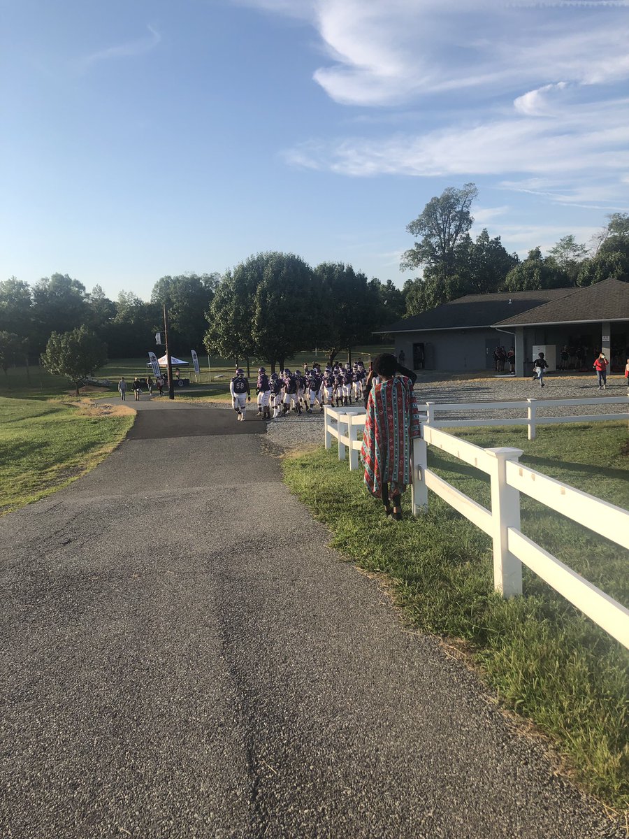 Boys coming to get their first βWβ or the season!!!! #RamNation #RamRising https://t.co/mgMnSDP84o