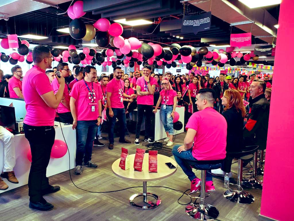 CallieField's tweet image. Wonderful time in Bogota talking to our #TeamOfExperts! So impressive to hear them think like business owners and create meaningful solutions for our customers. 💗💗💗 this team! #TexTalks @SutherlandCorp