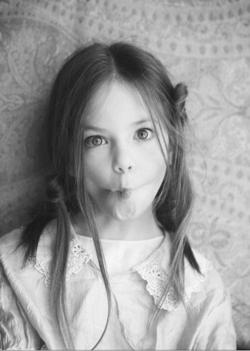 IsJustCath's tweet photo. #PaYasEaNdO #ViernesPennywise
Cuando era pequeña era mejor haciendo estas cosas. https://t.co/5yHi1vRC2k