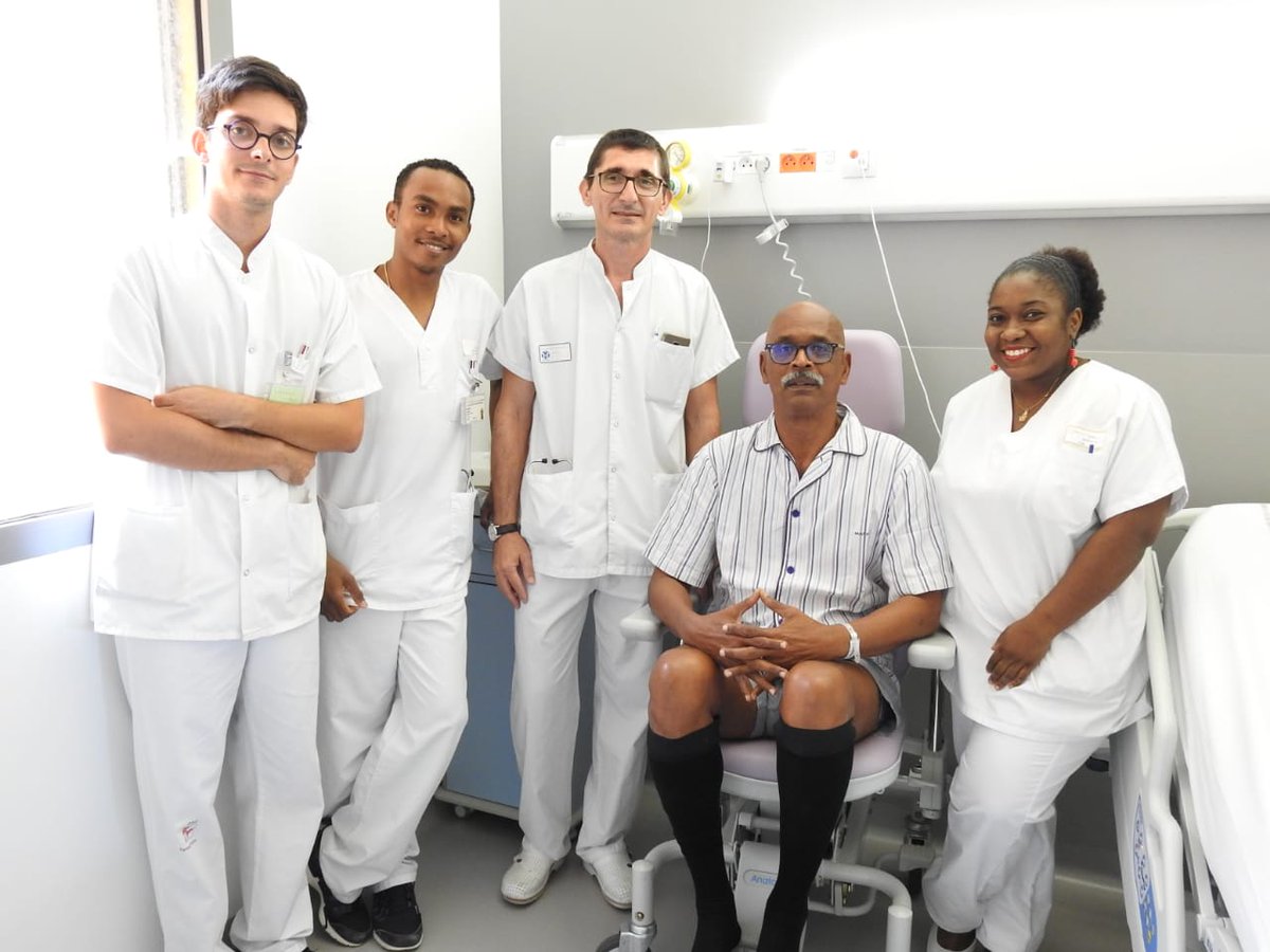 CHUM972's tweet photo. Succès du dispositif "Récupération Améliorée Après Chirurgie (RAAC)" : sortie du 1er patient ayant été pris en charge dans ce circuit au @CHUM972 https://t.co/MLaSatKGRz