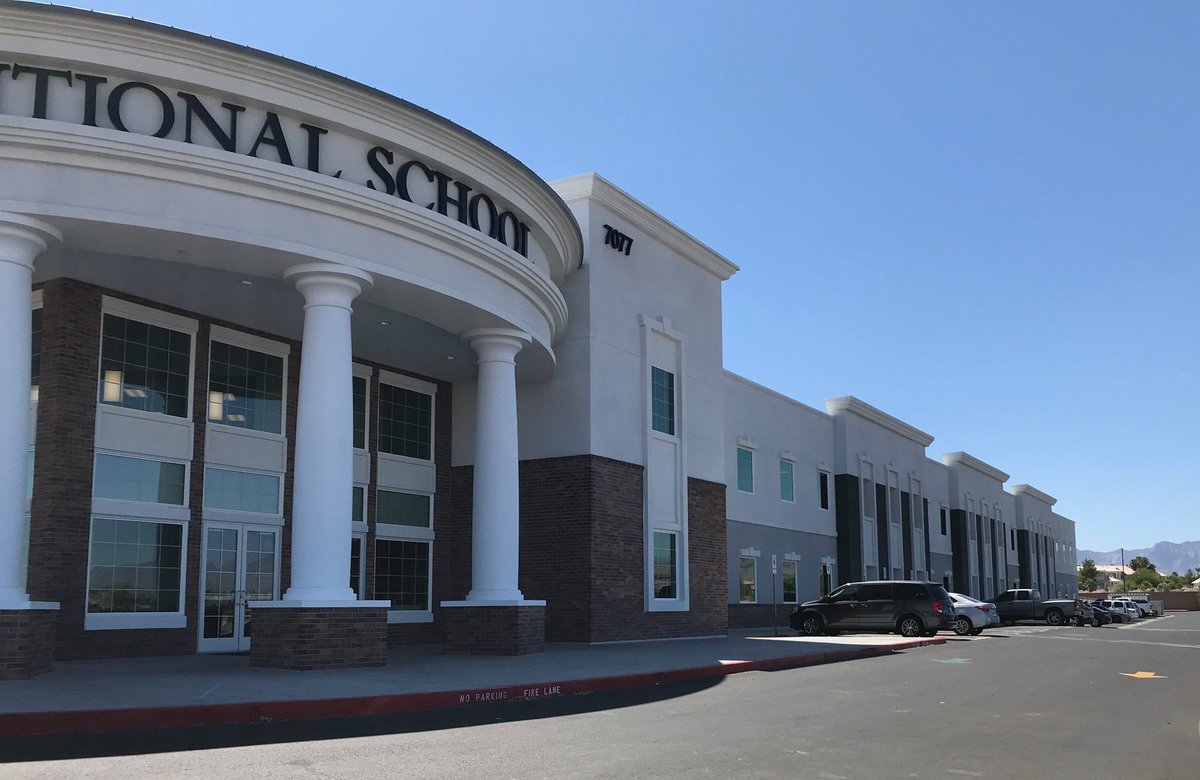 HirschiMasonry's tweet photo. Back in February we showed you progress photos of our work at Legacy
Traditional School by Burke Construction. Well…this amazing school is now
complete and we are excited to show you how it turned out! #BurkeConstruction #LegacyTraditionalSchool #StructuralWalls #BrickVeneer https://t.co/7QpAx4qalf