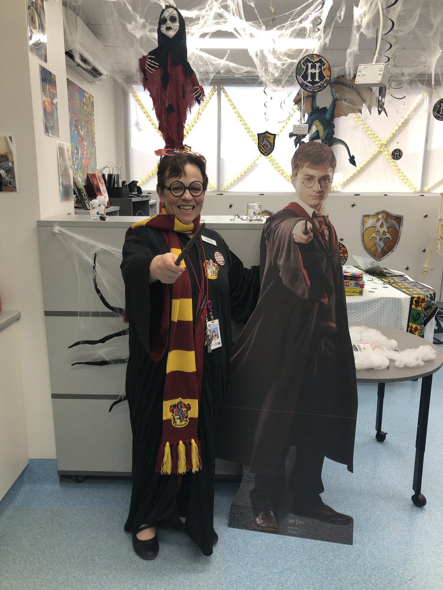 chookiemama's tweet photo. Wollongong Kids Ward Party week over for the year - so much fun for the staff and the kids :-) https://t.co/sPUAQWSrV2