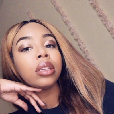 TailBait_7's tweet photo. #NewFace #SameCase 🌸 https://t.co/wrAtPpfCrY