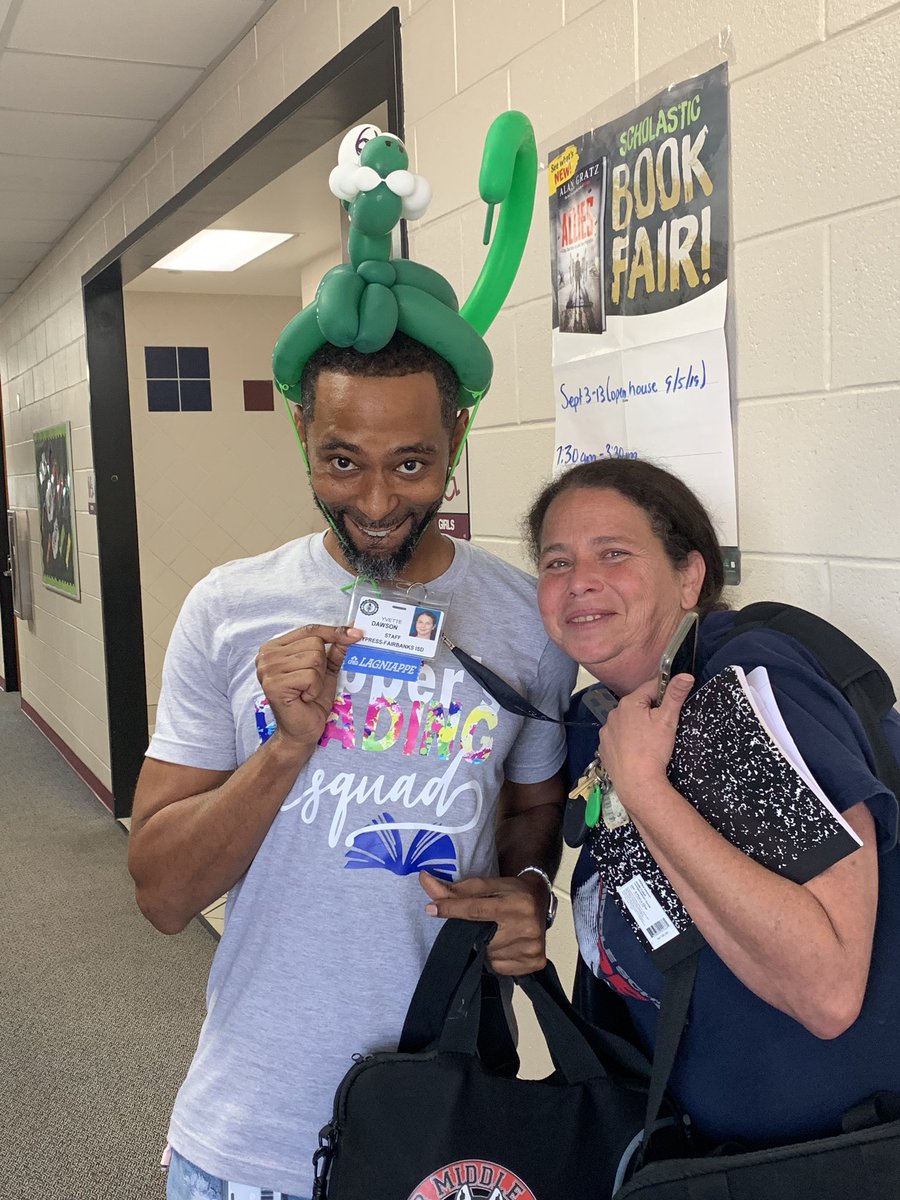 <a href="/paulwilliamsjr8/">MrWilliams, M.Ed</a> gave a little extra today just like our @SuptMarkHenry told us to! He said the students listened to him better when he had his hat on! 😄 Talk about going the extra mile! #lagniappe <a href="/HopperMS/">Hopper Middle School</a>