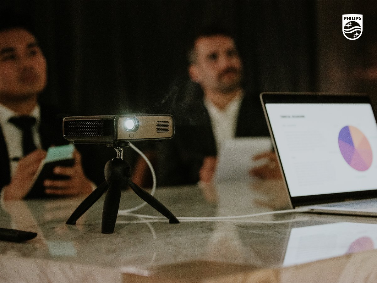 Philips Projector tweet media