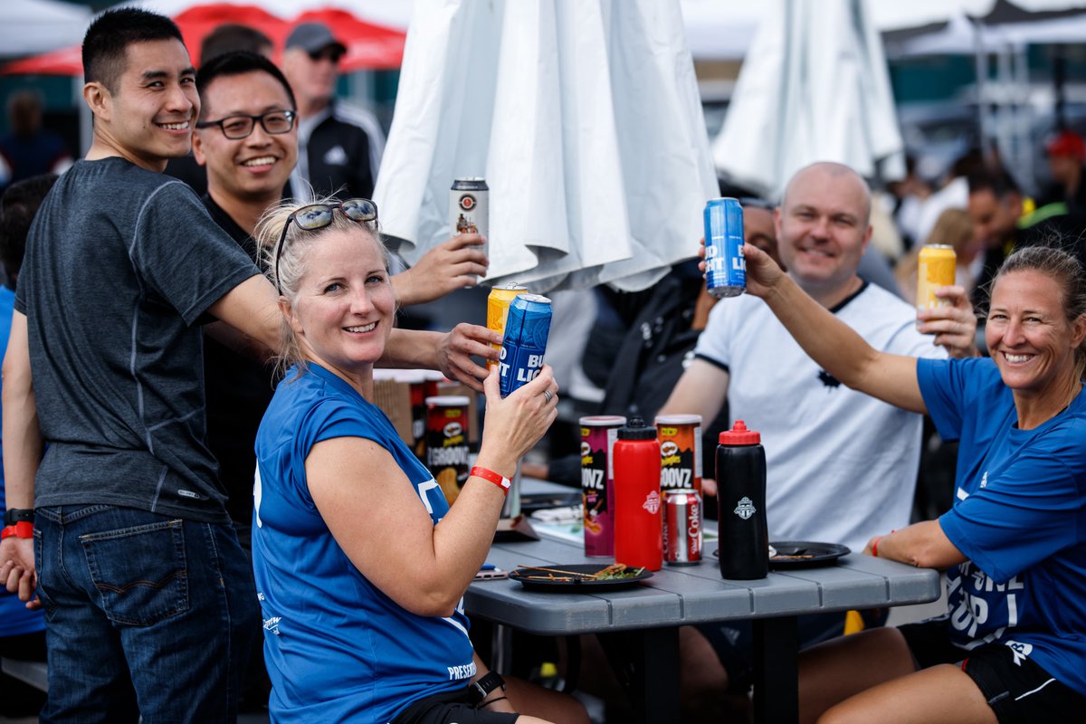 MLSEFoundation's tweet photo. Over 300 #AllForOneCup participants and viewers:
- Well-fed βοΈ
- hydrated βοΈ
- Exit gift βοΈ
A special thank you to all our wonderful partners and our MLSE chefs who generously donated food, supplies and their time to embody the spirit of #AllForOne on tournament day! π€€π¨βπ³πΊ https://t.co/slMURwtcyS