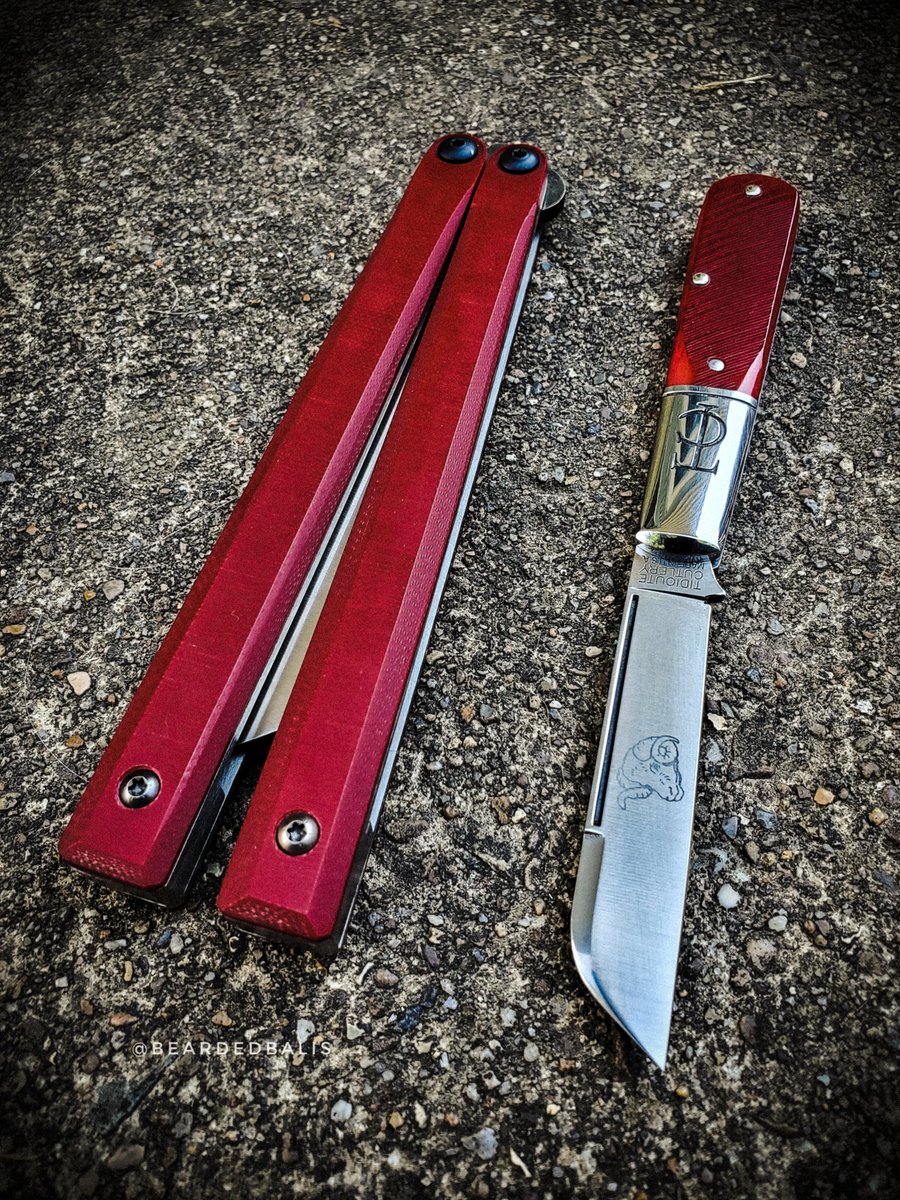 BeardedBedlam's tweet photo. Thoroughly enjoyed this combo 👍👍
#balisong #slipjoint #barlow #greateasterncutlery #gec https://t.co/XxX81twcRm