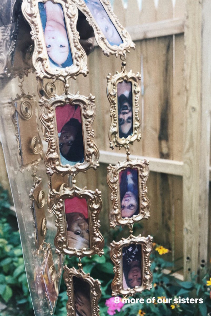 wearitandweep's tweet photo. Indya Moore wearing Keepsake Earrings by Areeayl Goodwin (@BeadsByaree) which displays the 16 black trans women who were murdered this year in the US. Just days before the event, Bailey Reeves was killed making it 17, and Indya held a framed photo of her the entire night. https://t.co/HONvnYXq4H