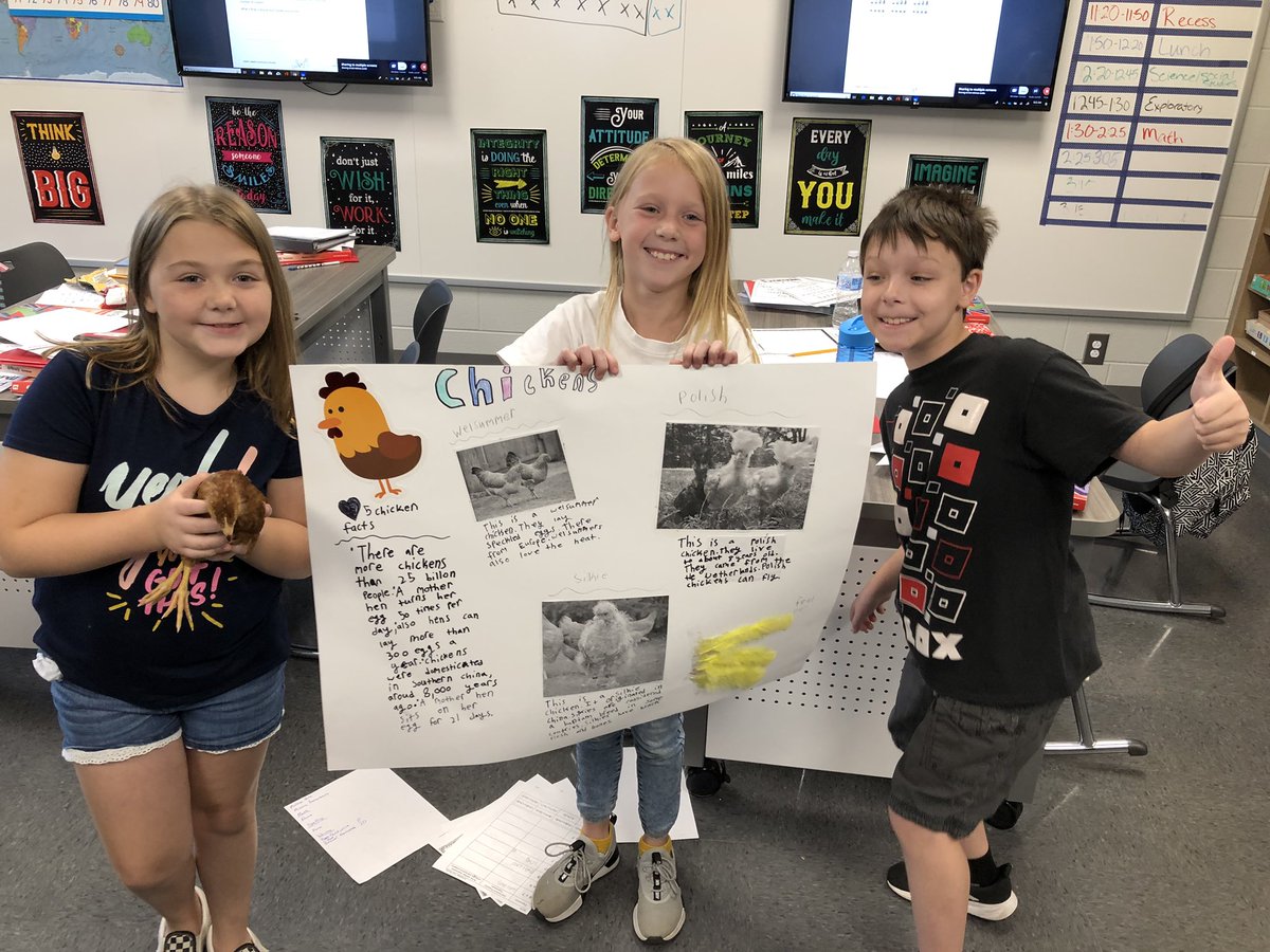 BattleCreekElem's tweet photo. Friday fun (Pt. 3)- Mr. Holeman’s class wrapped up their projects with some special classroom visitors. #liveactionlearning https://t.co/11ZgqsIaA2