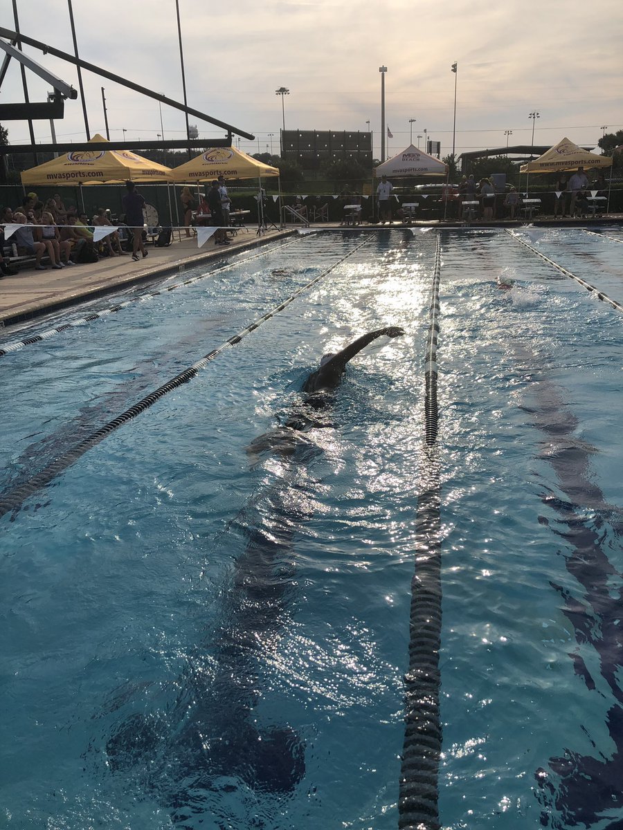 Proud of this team’s effort at the Montverde quad meet after no time in the pool for a week due to Dorian <a href="/LMPswim/">LMP Swim</a>
