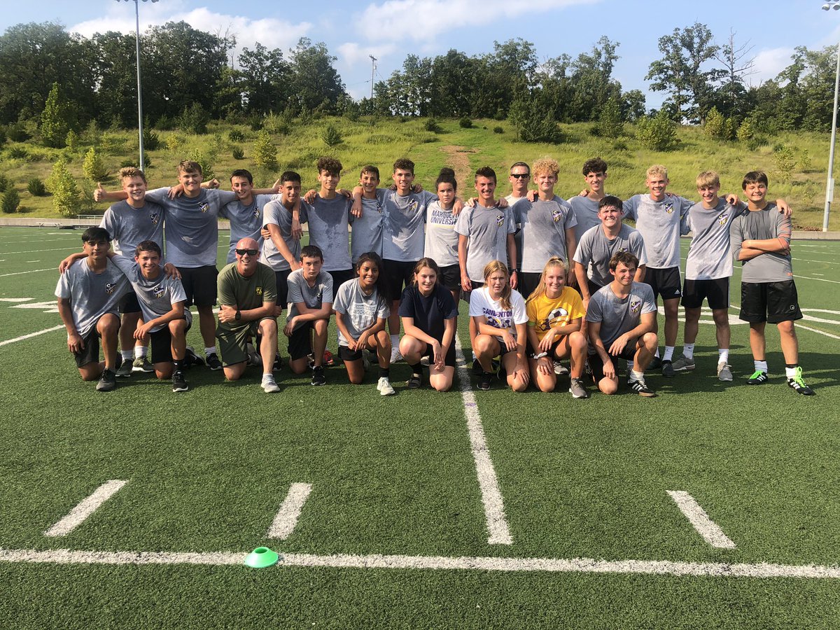 LakerCHSsoccer's tweet photo. Camdenton JROTC led practice today. Thank you 1SG Dowell and LTC McKiernan for coming out and leading a great session! Boys loved it! #lakersoccer https://t.co/5MFnHuEO6z