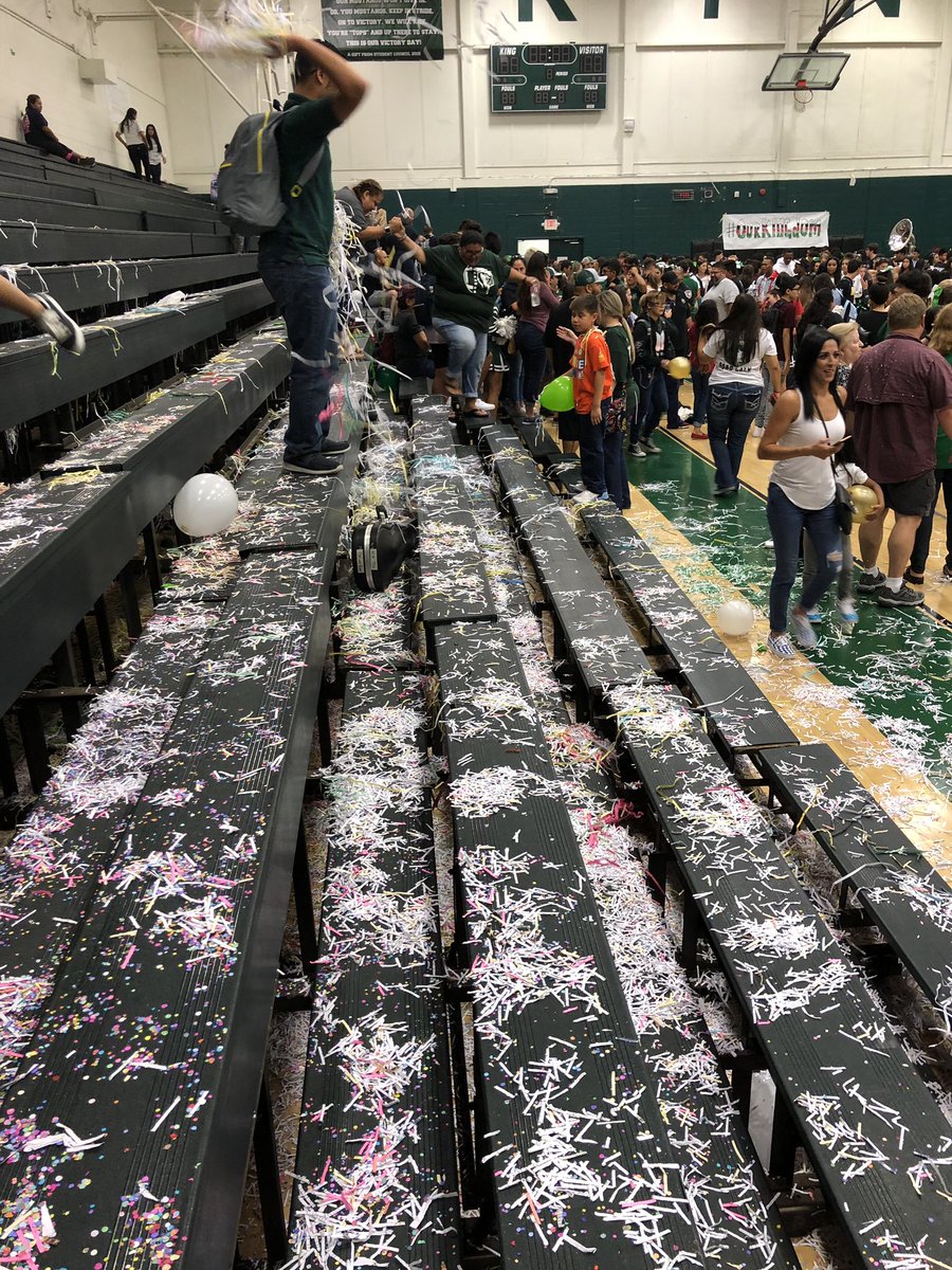 khs_freshmen_council tweet media