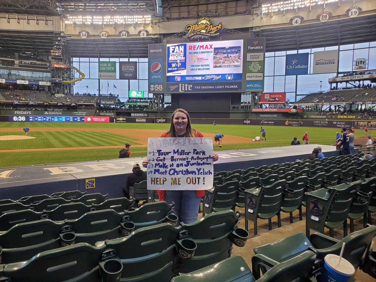 abby_kucken's tweet photo. #ThisIsMyCrew  @ChristianYelich https://t.co/2Az7HNdQwi