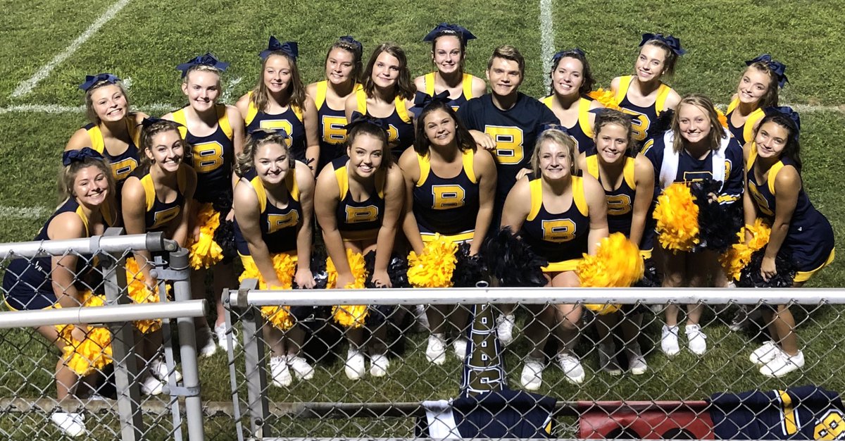 🏈🏈Bison VICTORY!! Final score 20-14! Join us next Thursday @7 for our HOME game against Montcalm!! GO BISON!! 💙💛 Student Section theme: America 🇱🇷