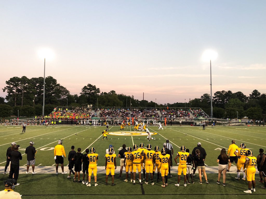 LeighEssig's tweet photo. Friday Night Lights! Go Irmo!! Proud of our boys tonight! 💛🖤🐝🏈@Irmo_Football #AllGasNoBrakes https://t.co/ONDIszwezM