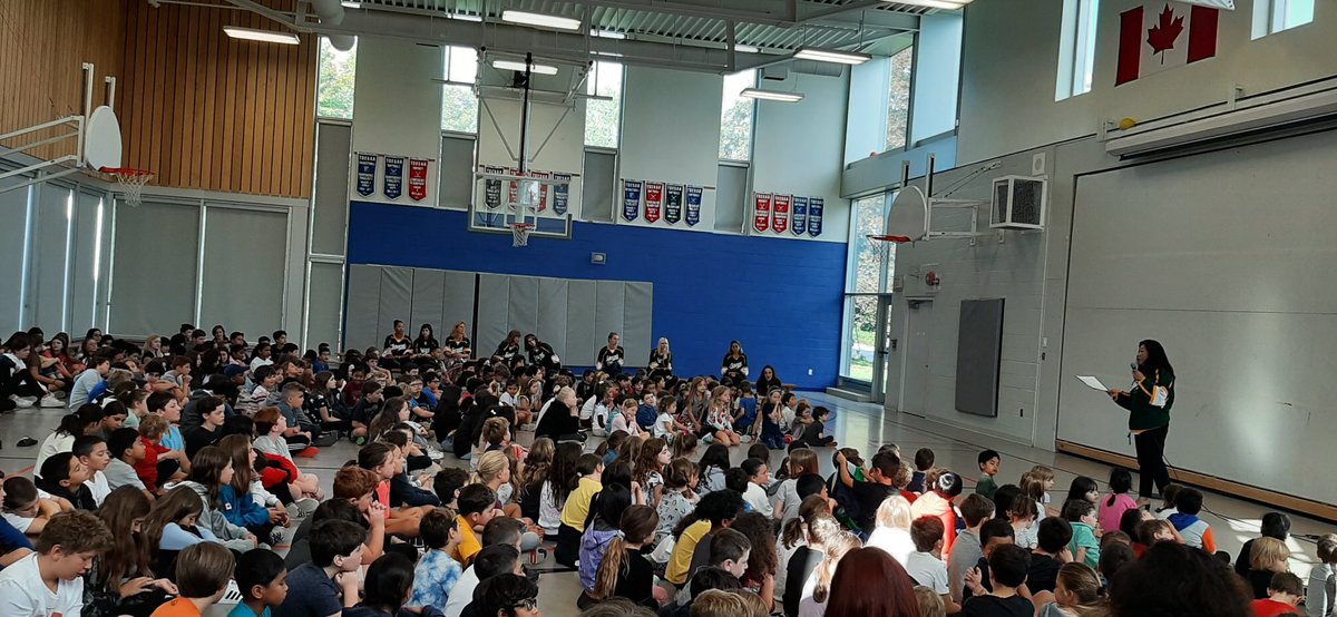 TDSB_Cedarvale's tweet photo. First week assembly to kick start the school year with great students and staff! #TeamCedarvale #SchoolSpirit #off2aGreatStart #CedarvaleStars https://t.co/JSac2vZA9w