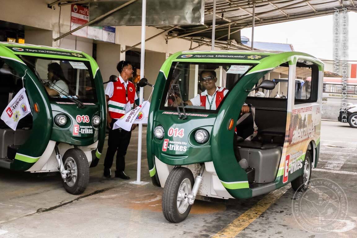 WinGatchalian74's tweet photo. Magandang balita! Libre na ang sakay mula VGC Terminal papunta sa anim na TODA terminals. Malaking tulong ito para sa ating mga kapwa Valenzuelanos. #ETrikeFreeRide https://t.co/IahJwAGUVA