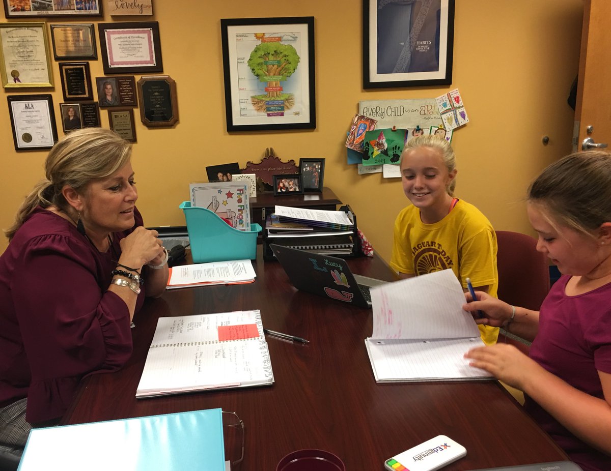 njejaguars's tweet photo. This is as good as it gets! Students taking on a STLP leadership role to help new Jaguars feel welcomed at North Jackson! Makes Mrs. London’s job so much easier!! Way to go LZ and KE!! 💙💙💙 #njejaguars #WeAreBC #WhereOpportunitiesCreateSuccess https://t.co/UIwujxmi4Y