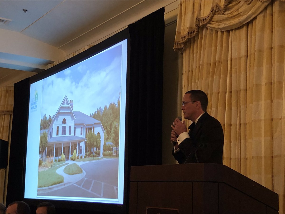 UNC_Health_Care's tweet photo. #UNC HC SVP Dr. Ian Buchanan, president of SECU Family House board welcomes guests to the annual SECU Gala. The SECU Family House provides a safe, affordable home for patients and loved ones who travel great distances to UNC for live saving procedures.

#UNCHC #SECU #FamHouse https://t.co/dEVpPH1ARC