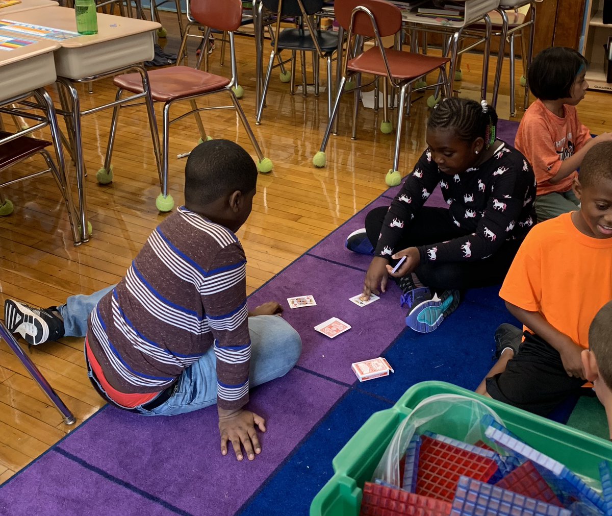 Michelle21576's tweet photo. Fun practicing multiplication tables! #multiplicationwar #partners #fluency @MAS_WP https://t.co/Imt66rfZHs