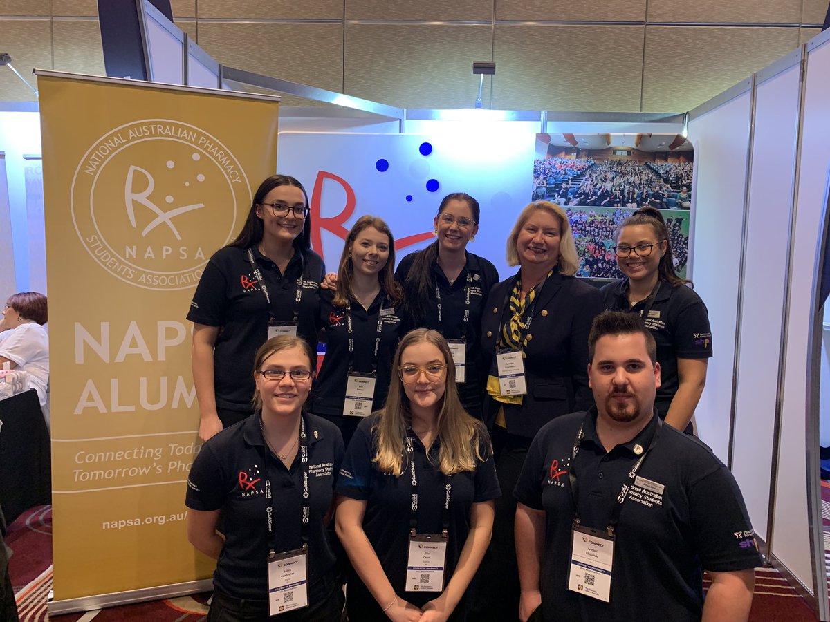 Yesterday at #PharmacyConnect19 the NAPSA Board met with @Healthier_Aust the new executive director of the @PharmGuildAus. @PharmConnectAus @NAPSA_President #pharmacy #student #futureofpharmacy #napsa