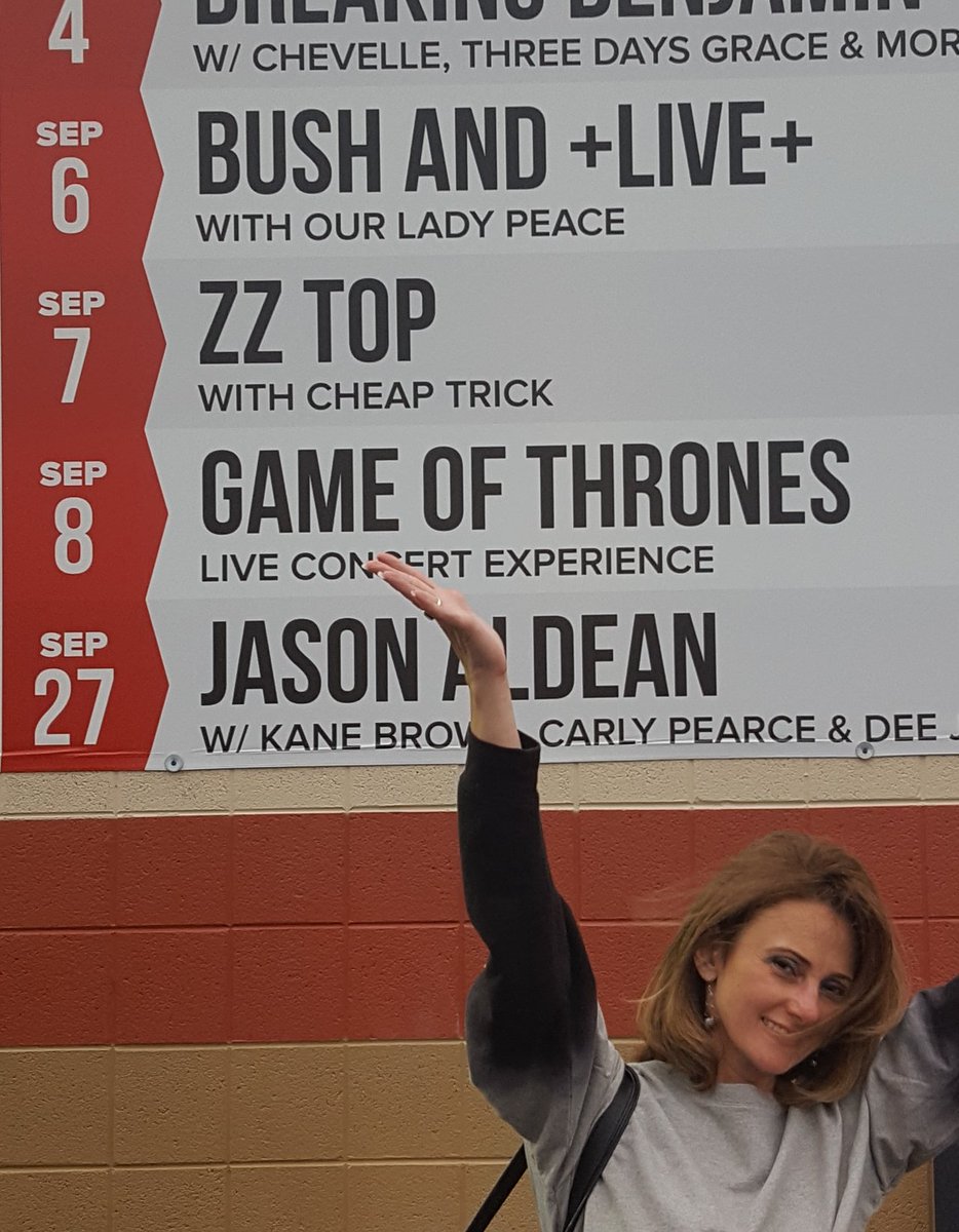 ChicagoLovesGAV's tweet photo. BUSH in Chicago! Chicago💚💚💚💚💚💚💚💚💚💚💚💚Sandra https://t.co/JOoINMeGYq